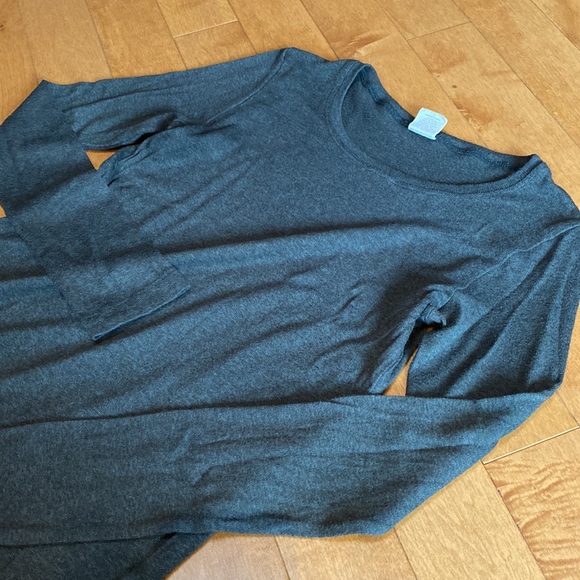 Buttercream Clothing 🇨🇦 Biscottee Medium in Heathered Green - Picture 4 of 9